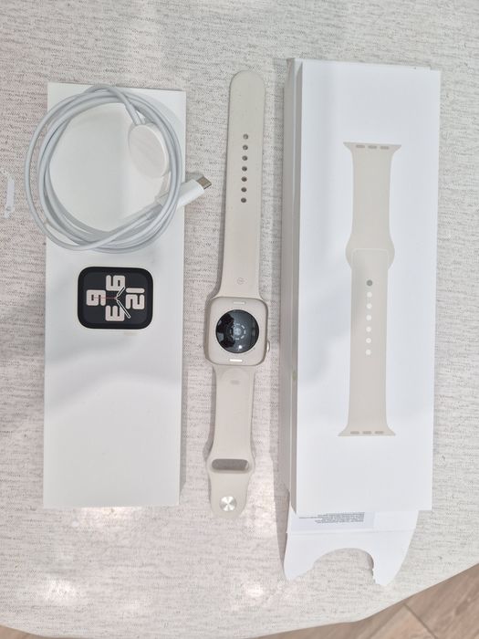 Apple watch SE 44mm ( Gen 2 2024)