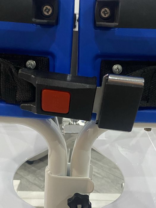 Scaun de transfer/WC mobil pentru persoane cu dizabilități / vârstnici