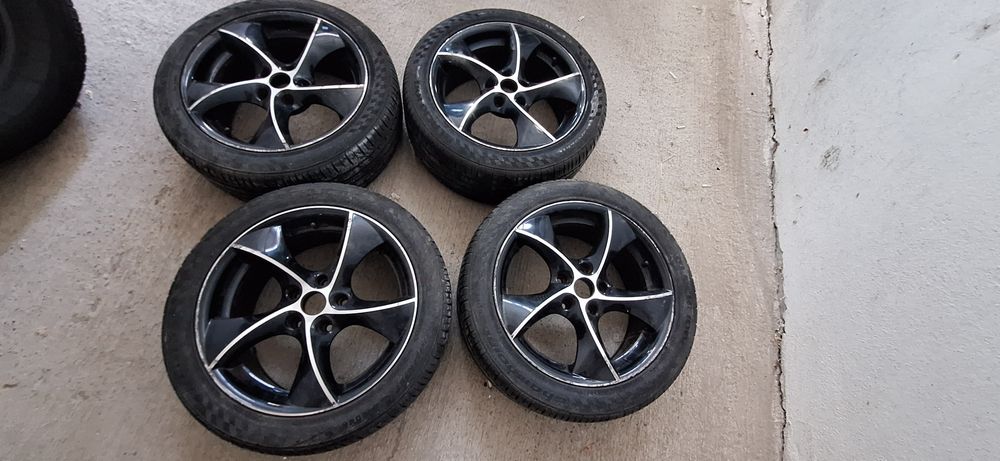 Гуми с джанти 235/45R17