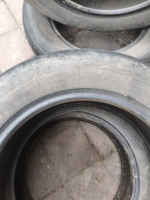 Резина 215/65/16