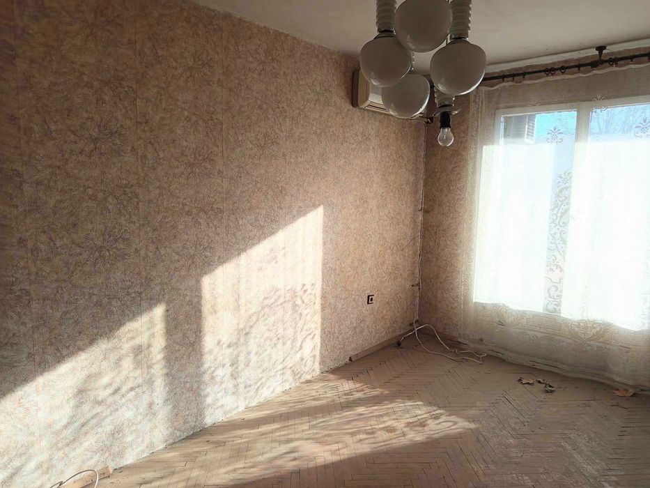 Продава се Двустаен апартамент в Казанлък - 75 кв.м за 1564 €/кв.м - Снимка #7