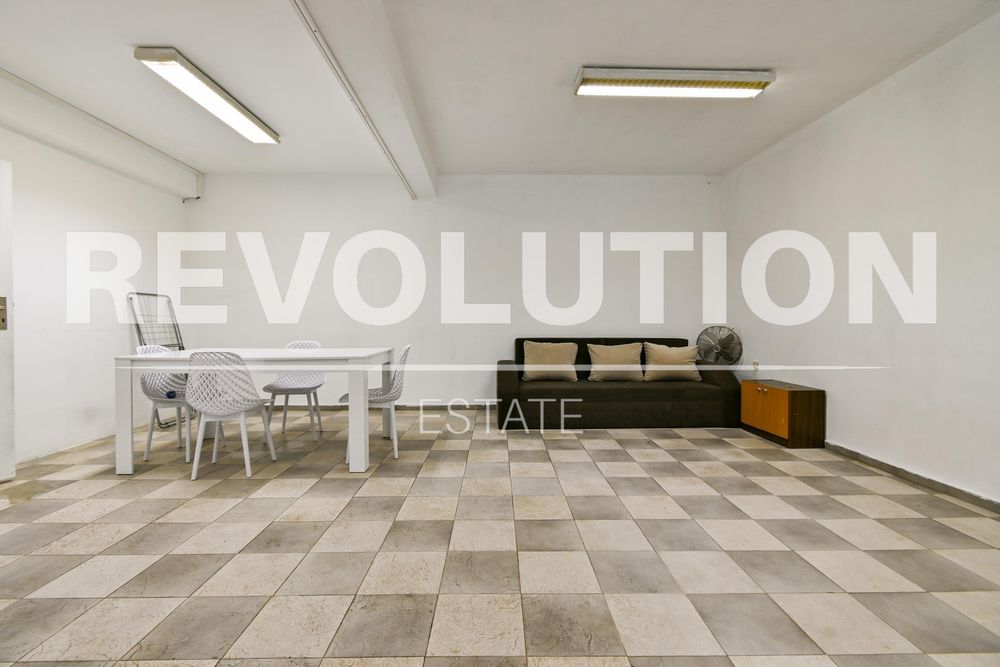 Дава се под наем Едностаен апартамент в София, Център - 50 кв.м за 409 € - Снимка #3