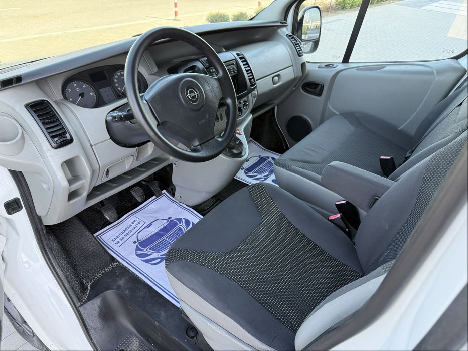 Opel Vivaro 2.0 CDTi 114к.с 2010г. / CLIMA / EURO 5