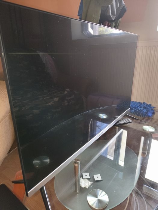 Vând 2 televizoare smart