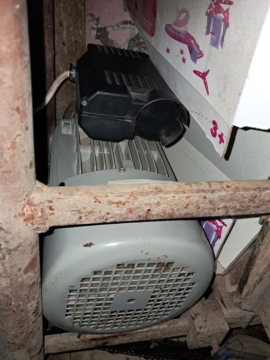 Motor electric de Electroprecizia Sacele