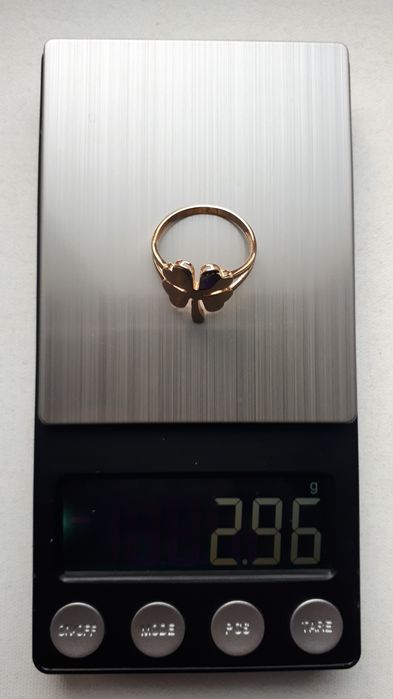 золотой кольца желтой, 585-проба цена указано за грам.