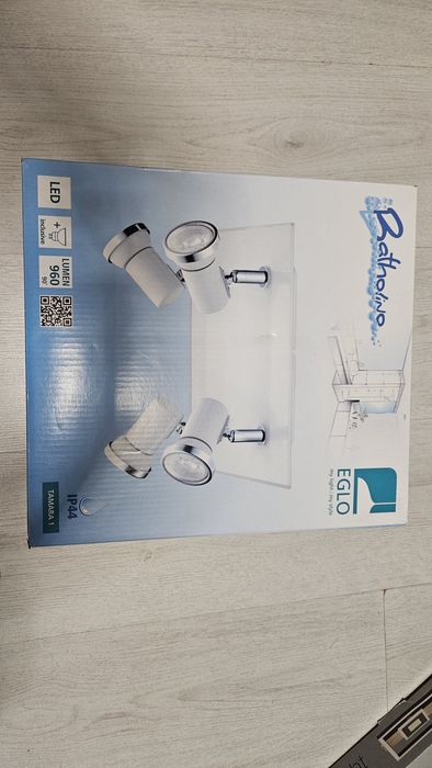 Plafoniera led baie 4xGU10 Eglo 960 lumeni IP44