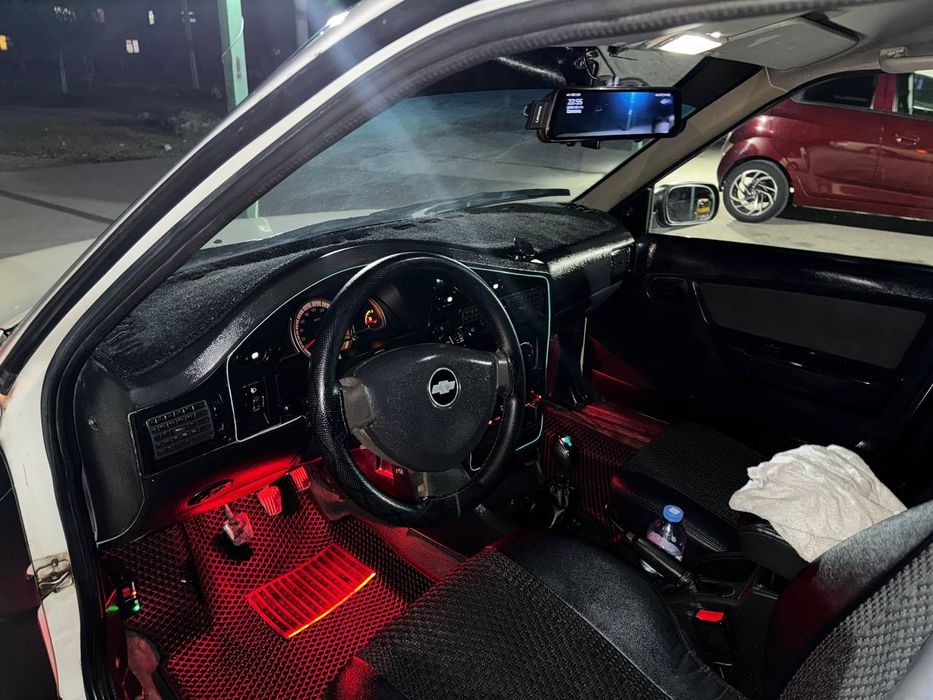 Некся 2 срочно сотилади