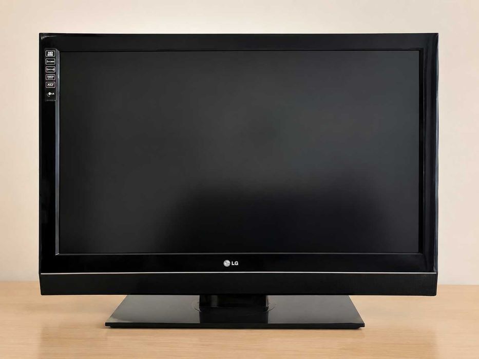 Телевизор LG 42 инча