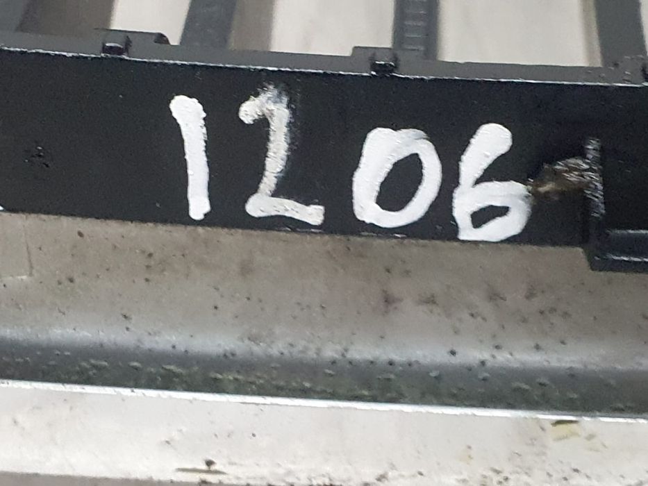 Grila bara fata BMW Seria 1 E87 (2004 - 2007) (2.0 d )  M47D20U2