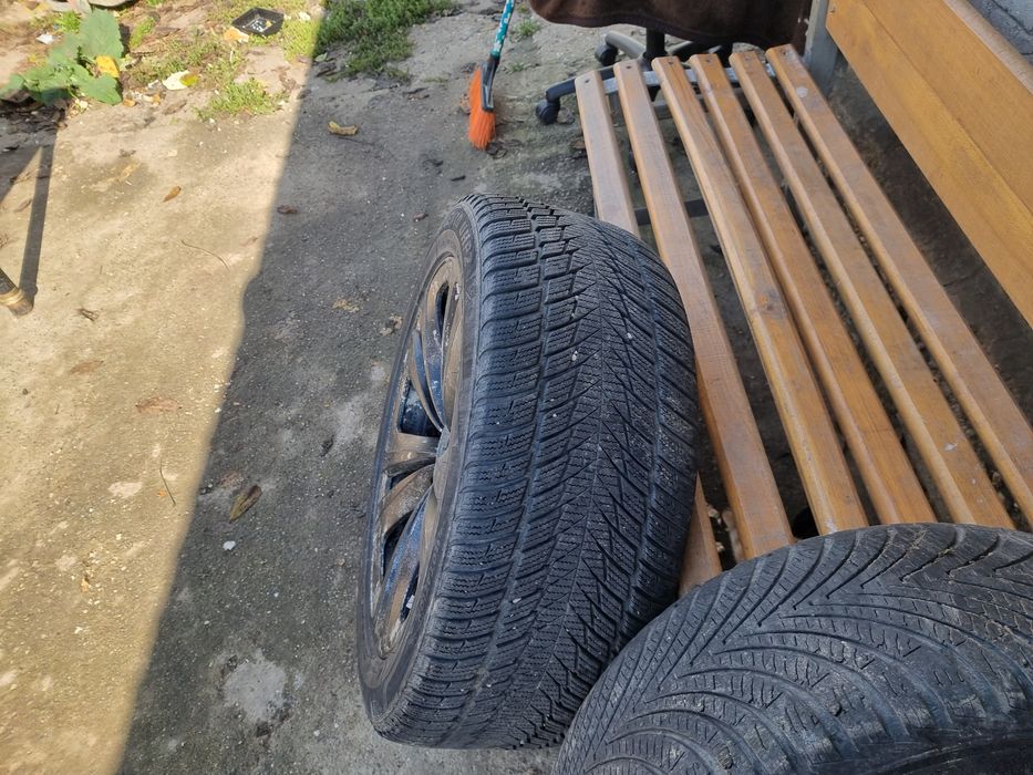 Vind sau schimb jante r18 bmw