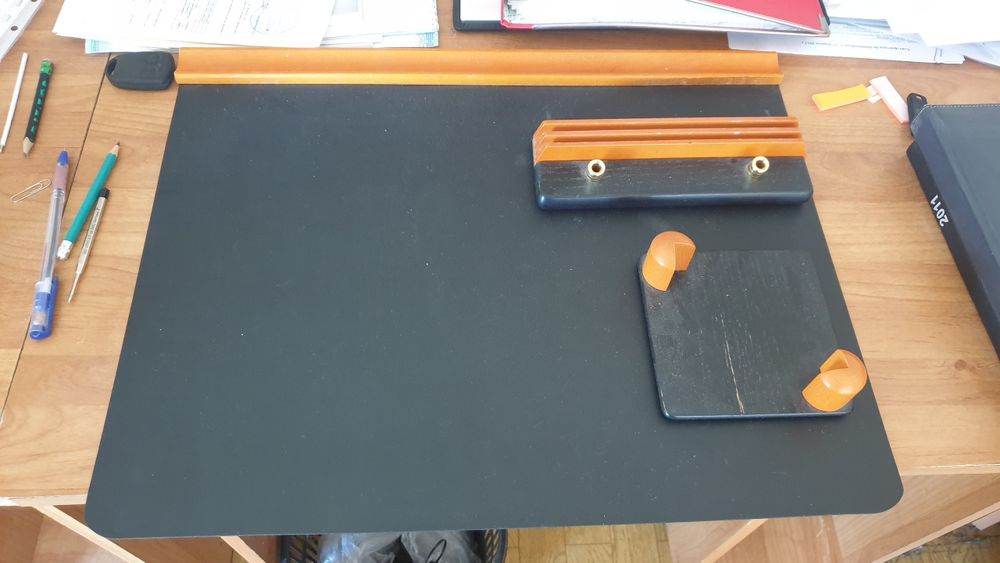 Продам канцелярский набор для руководителя