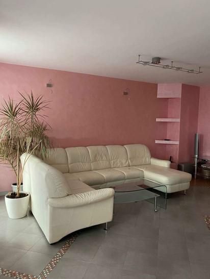 Дава се под наем Тристаен апартамент в София, Зона Б-19 - 117 кв.м за 800 € - Снимка #1