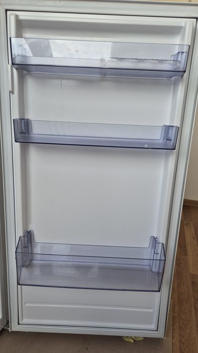 Хладилник Indesit(Индезит)