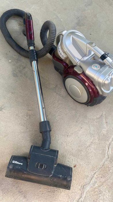 Продается  пылесос