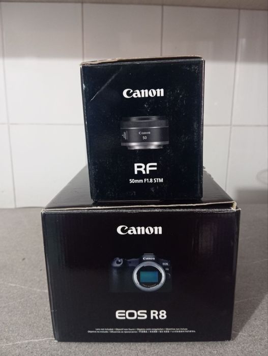 Foto Video aparat CANON EOS R8