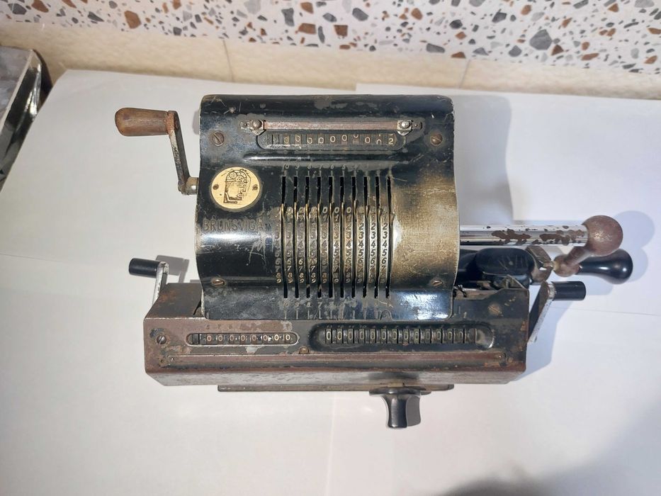 Masina de socotit - Brunsviga 13