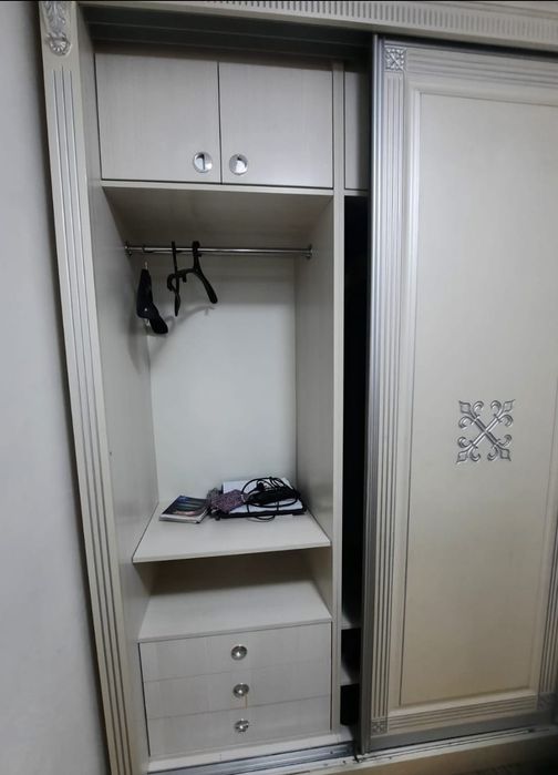 Продается шкаф купе