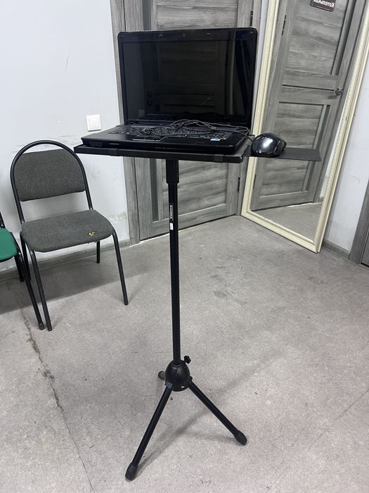 Стойка для ноутбука