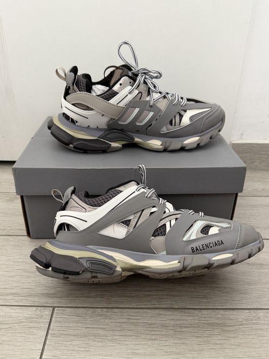 Balenciaga Track