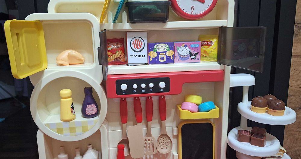 Продаю детскую кухню