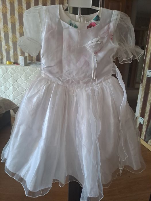 Платья на девочку