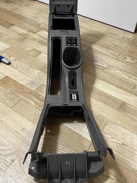 Централна конзола Subaru Forester SG5 (2002) – оригинална