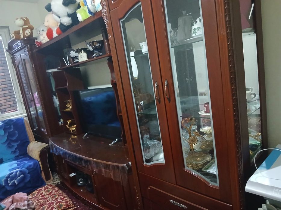 Mebel sotiladi malayzaniki