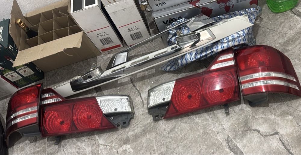 Tayota Alphard рестайлинг фар