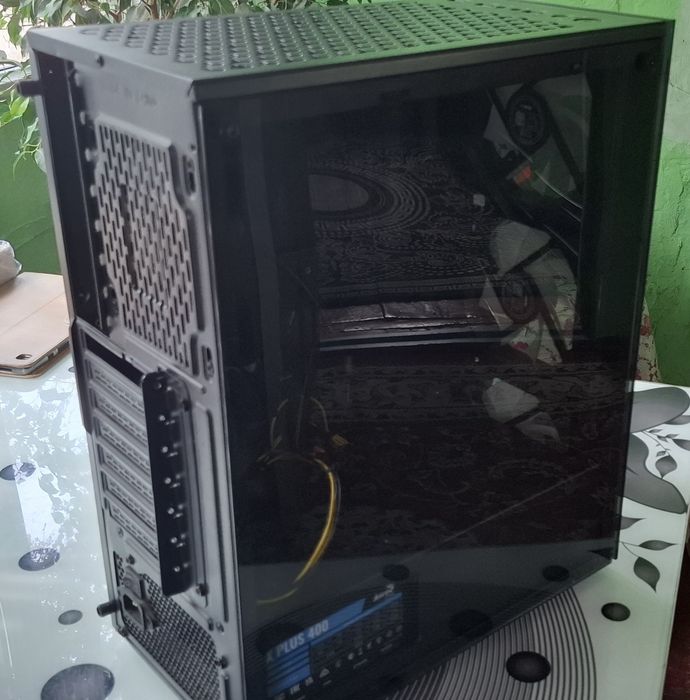 Корпус с блоком питания