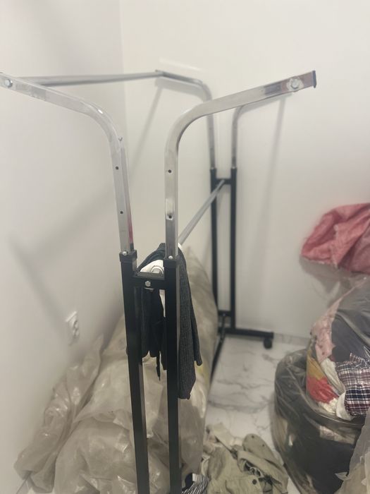 Обурудване на магазин за дрехи