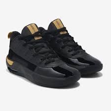 Jordan max aura 7