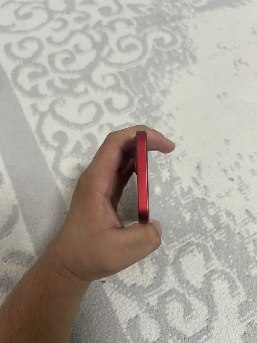 Срочно продам iphone 13 /айфон 13