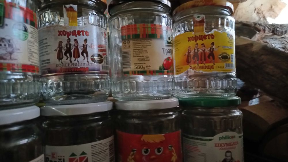 Буркани 680 гр. 550 гр. и др. чисти използвани само веднъж