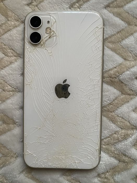 Iphone 11 64 GB 86%