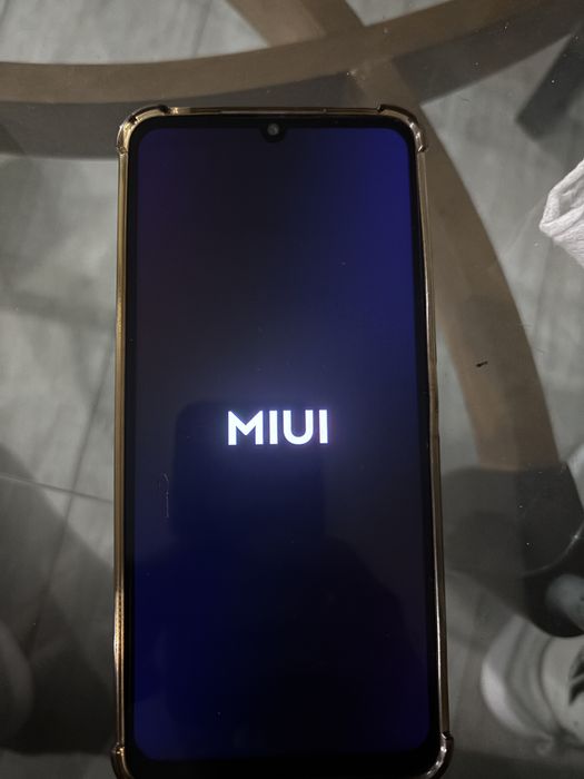 Смартфон продам срочно