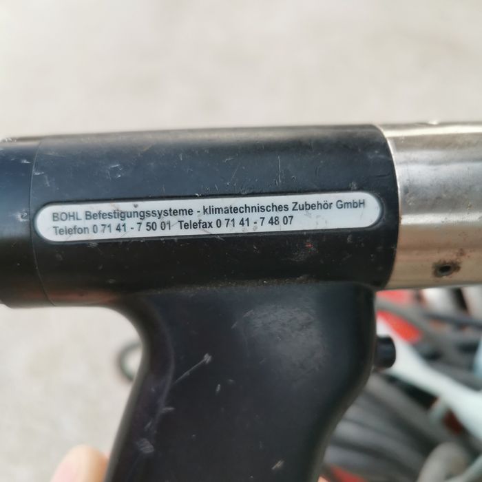 Aparat de sudura pentru pini de izolatie model Bohl GS 45-3