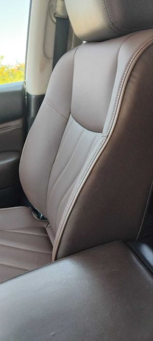 Продавам   лек автомобил  ,,INFINITI  JX 35,,