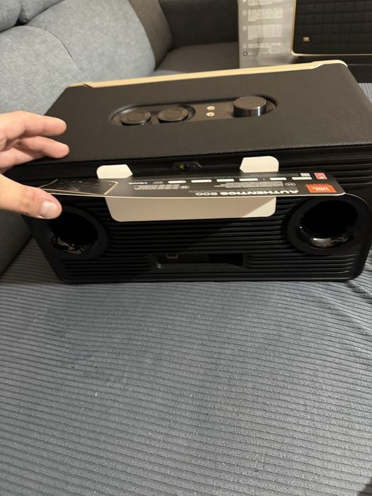 JBL AUTHENTICS 500 блутут тонколона нова