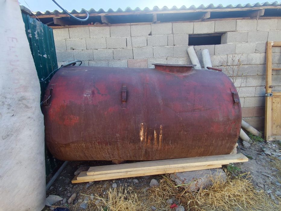 Бочка 200 литр продаю