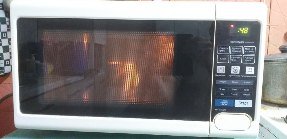 Продам микроволновку   LG