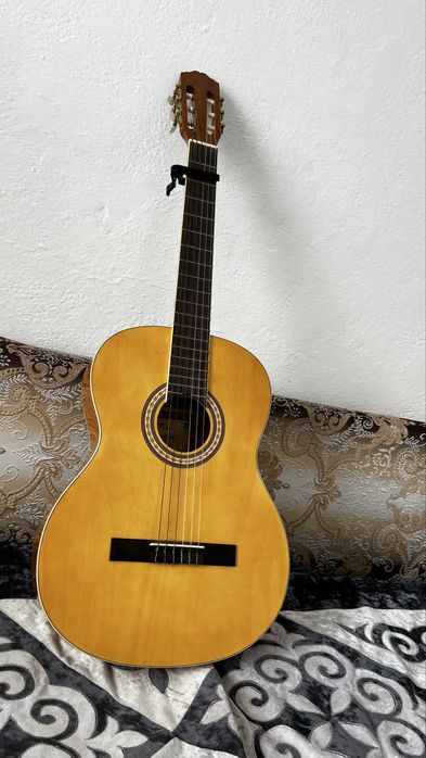 Гитара калассическая