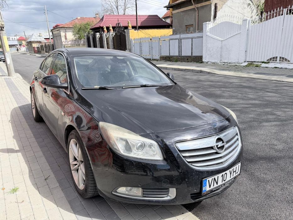 Opel Insignia Turbo benzina, 4x4, 220 CP