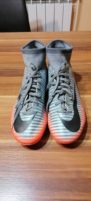Бутонки Nike 37. 5