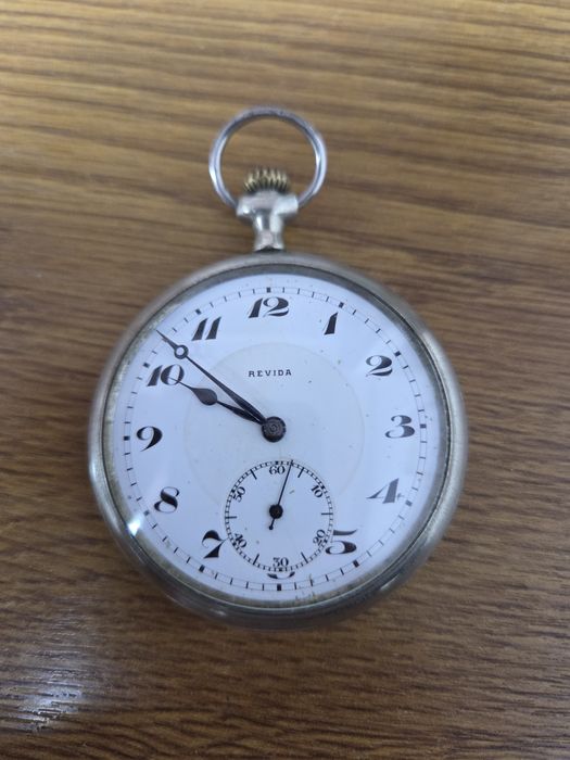 Ceas de buzunar elvetian Revida