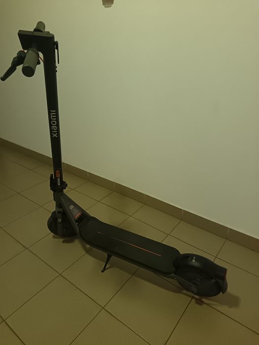 Vând trotineta Xiaomi
