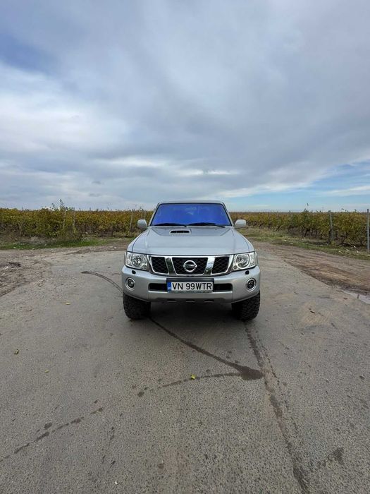 Nissan Patrol 2005 diesel, 15.800 € — imagine 5