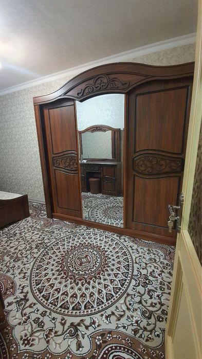 Арендага квадрат Чилонзор Муқумий куча ва Новза метро яқин ойлага қизл