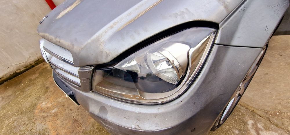 Faruri Mercedes w204 facelift  halogen H7