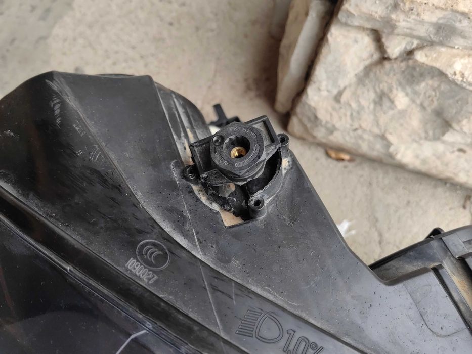 Фар Seat Alhambra Xenon десен / Фар Сеат Алхамбра ксенон Оригинален